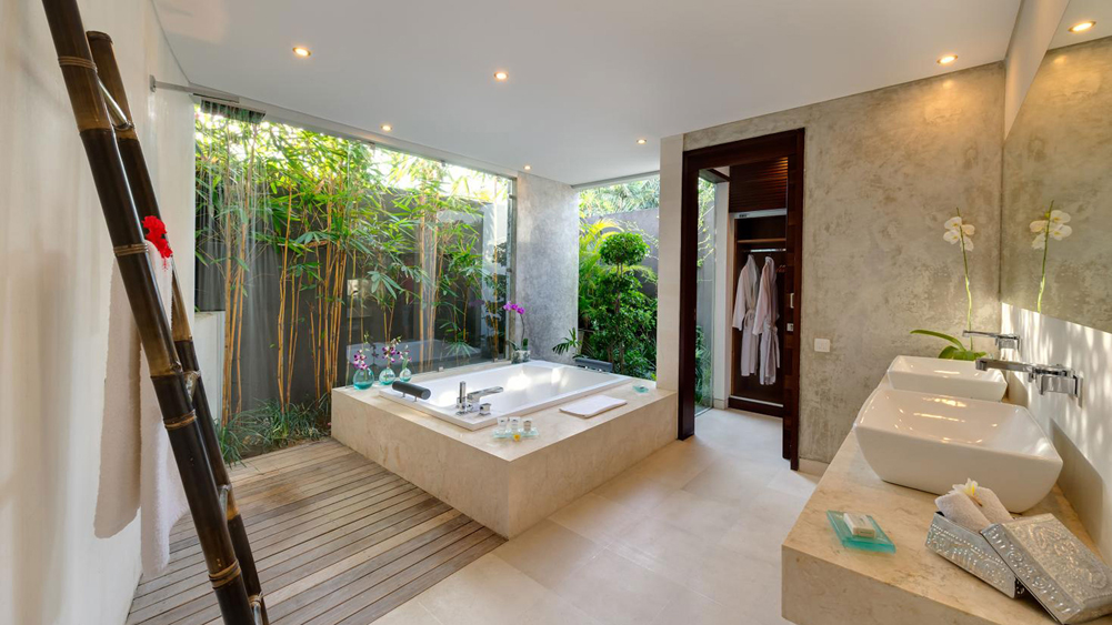 The Layar - 2 bedroom - Master bathroom